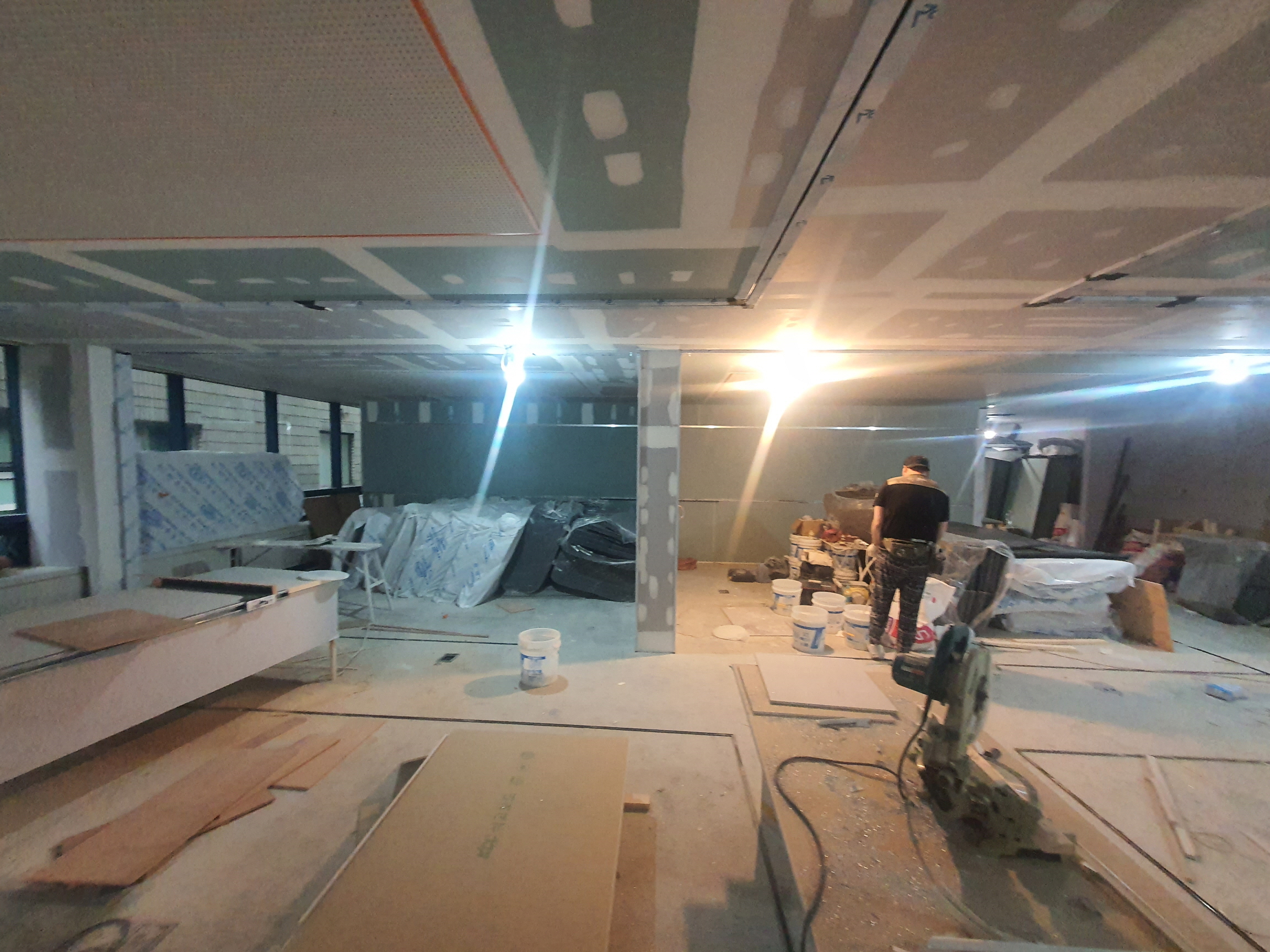 2948761915_JeIUCYHL_c046b4bdd2fc49c552e1d7e1affdb404ede1a9ee.jpg 이미지크게보기